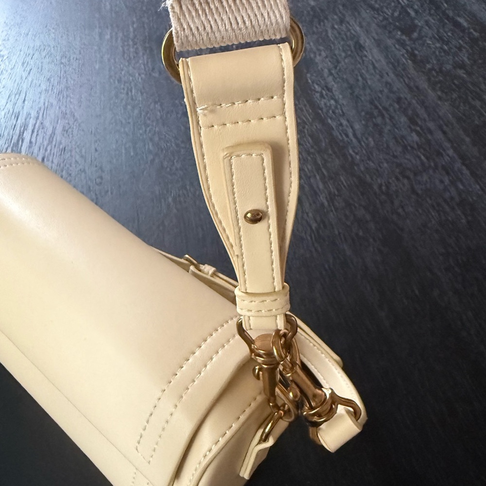 Zara Light Cream Crossbody Bag - Picture 6 of 7